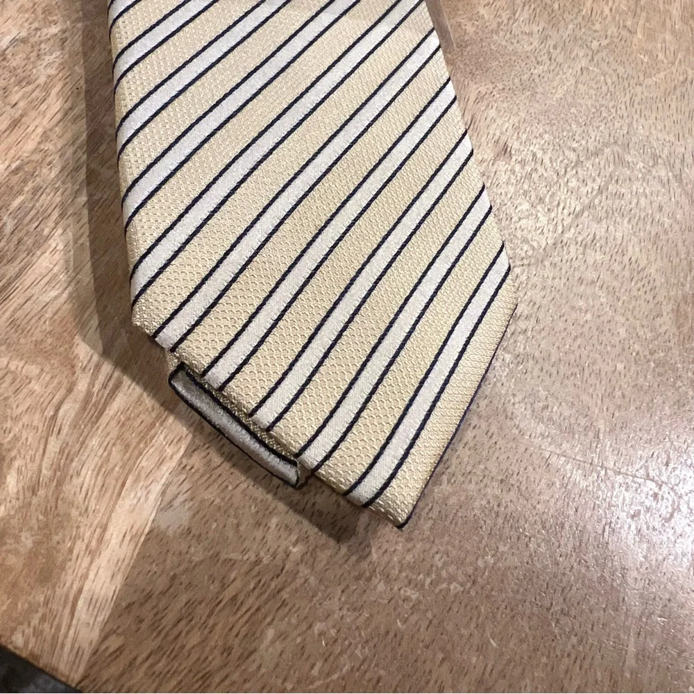 Yves Saint Laurent YSL Striped Silk Tie - Picture 3 of 7